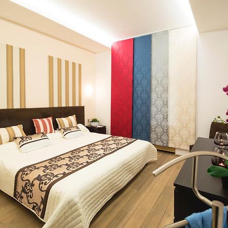 Luxury Apartments Pricna Praha Bagian luar foto