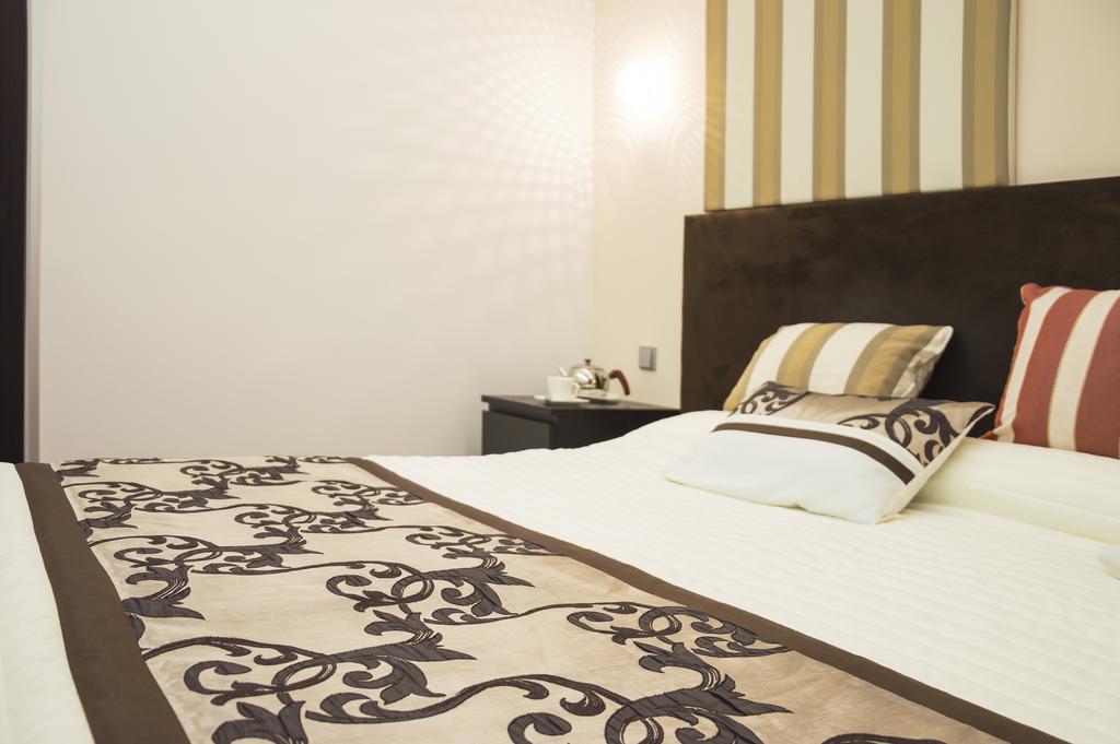 Luxury Apartments Pricna Praha Bagian luar foto