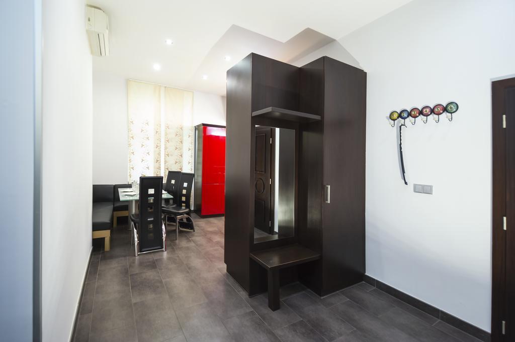 Luxury Apartments Pricna Praha Bagian luar foto