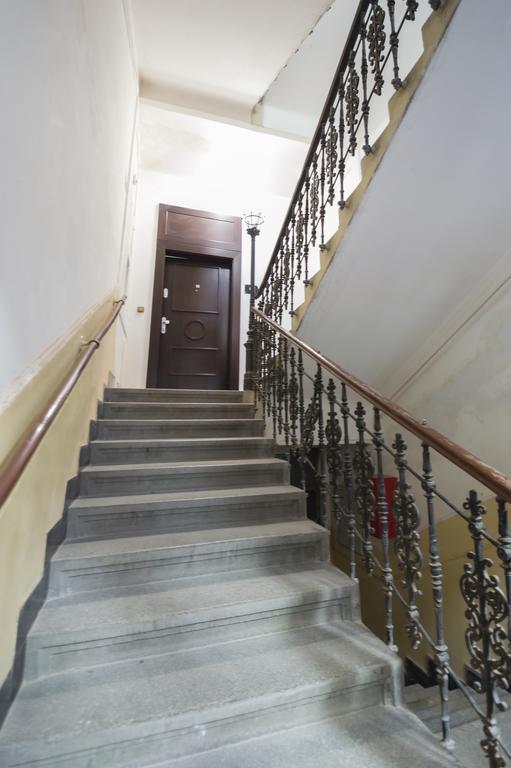 Luxury Apartments Pricna Praha Bagian luar foto
