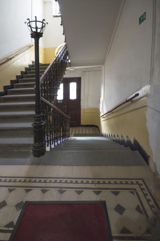 Luxury Apartments Pricna Praha Bagian luar foto